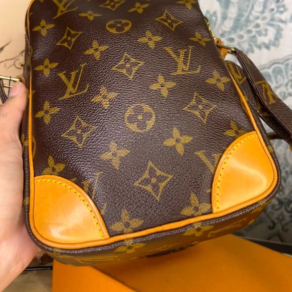 SOLD - Picture 3 of 16